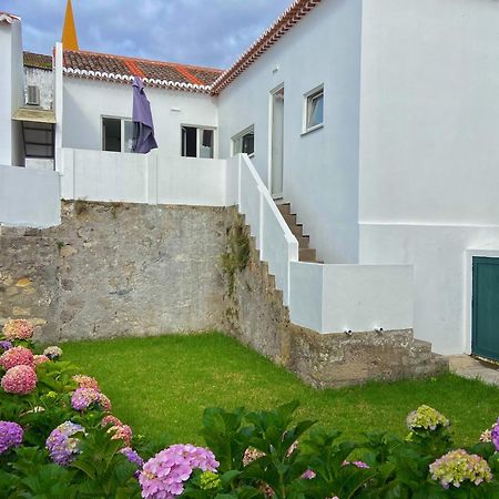Casa Do Pisao - Cosy And Modern Two-Bedroom Townhouse Angra do Heroísmo Eksteriør bilde
