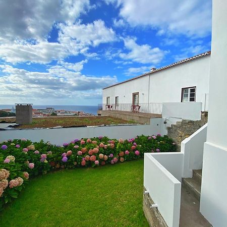 Casa Do Pisao - Cosy And Modern Two-Bedroom Townhouse Angra do Heroísmo Eksteriør bilde