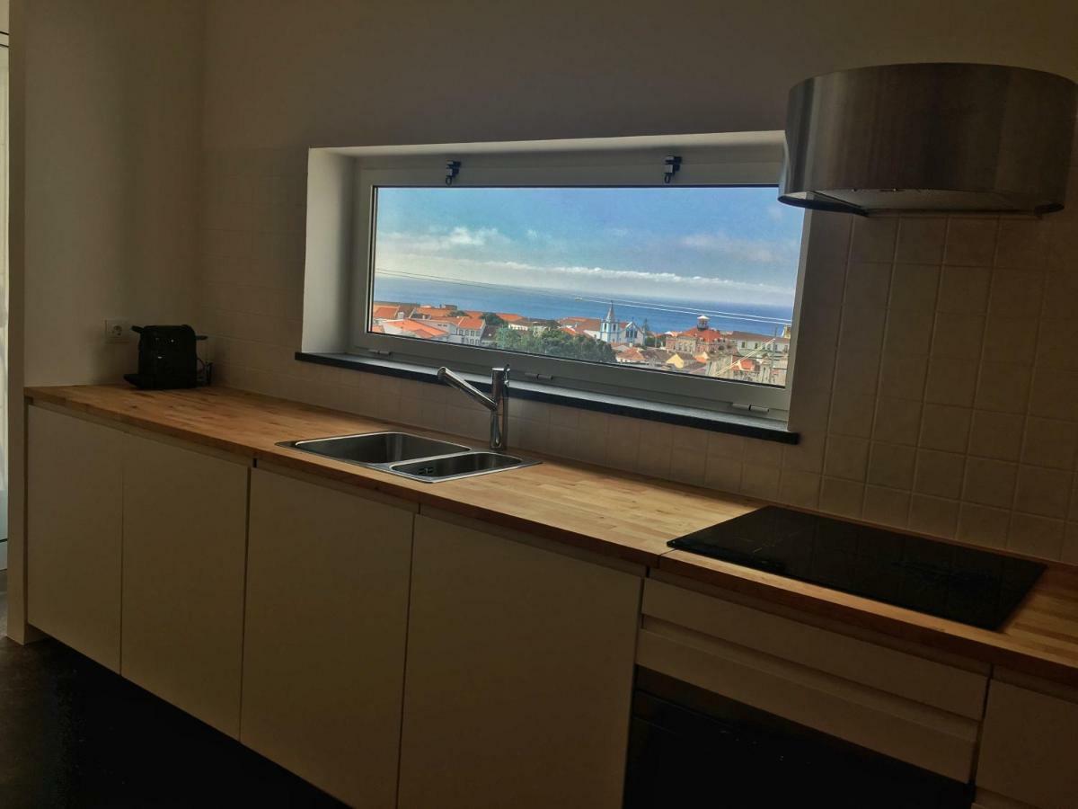 Casa Do Pisao - Cosy And Modern Two-Bedroom Townhouse Angra do Heroísmo Eksteriør bilde
