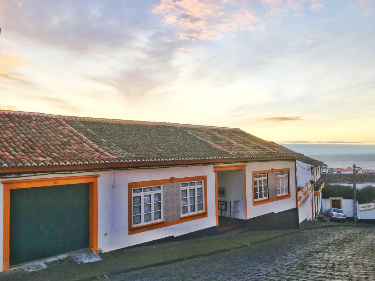 Casa Do Pisao - Cosy And Modern Two-Bedroom Townhouse Angra do Heroísmo Eksteriør bilde